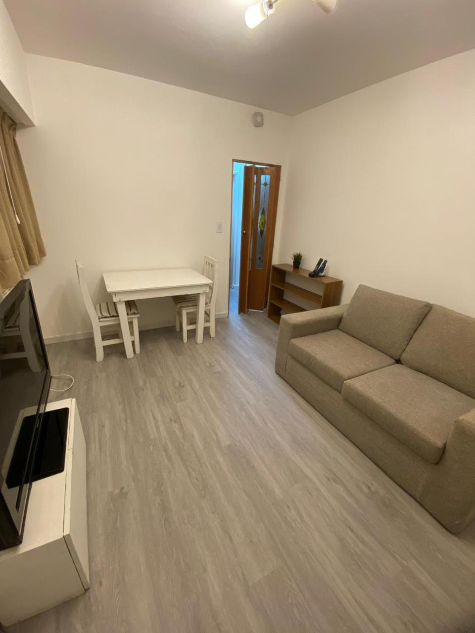 Esmeralda 853 بوينس آيرس المظهر الخارجي الصورة